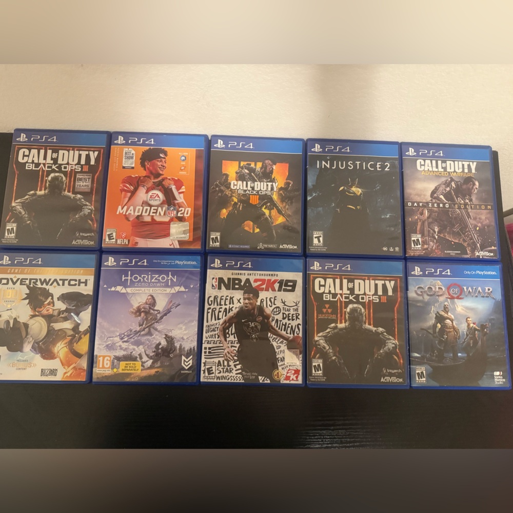 PS4 Game Collection - Blue Cases